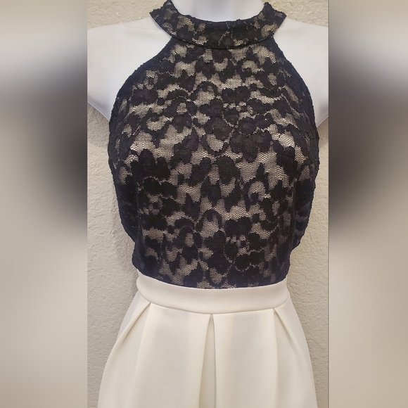 💚5/$25 Sweet Storm Black Lace Halter Top Dress With Pleated Skirt Size Medium - Picture 3 of 9